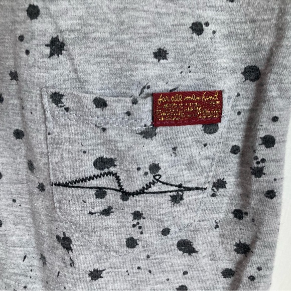 7 For All Mankind baby romper, 0-3 months - Picture 9 of 10